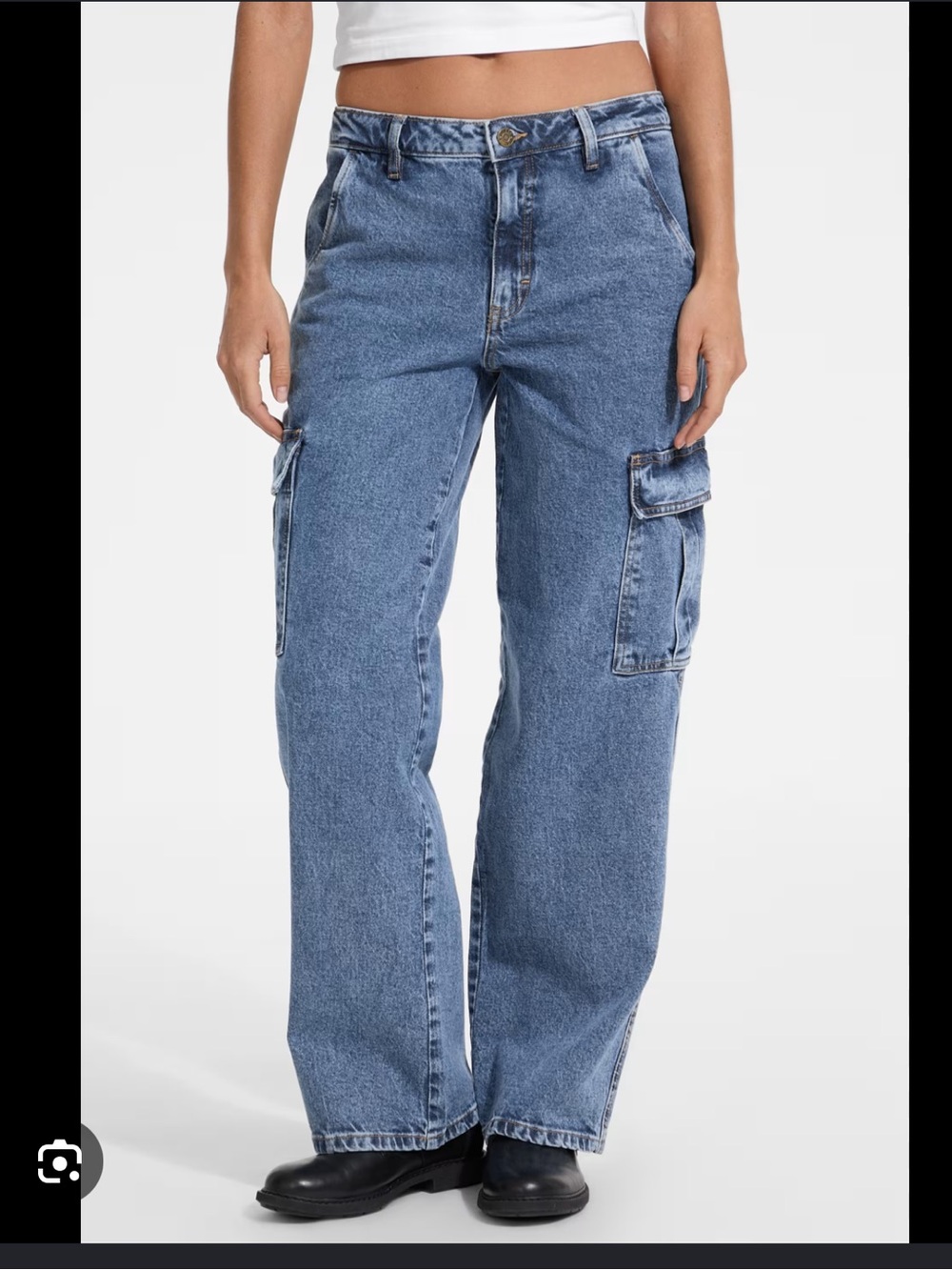 Guess Women's Straight-Leg Cargo Jeans - Light Blue Denim
